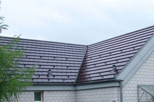 Dach ohne Photovoltaikanlage